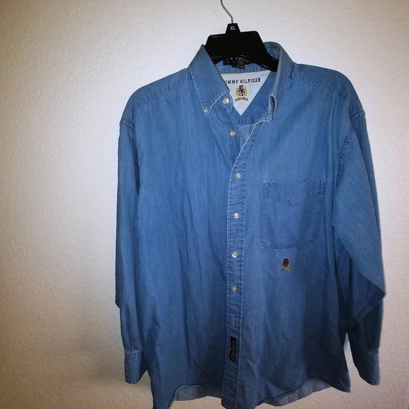 Tommy Hilfiger Other - Tommy Hilfiger "Denim - like" Button up shirt sz M